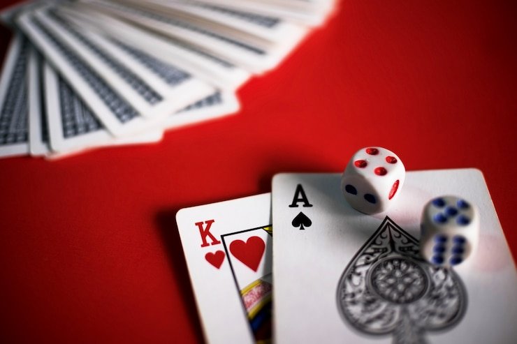 Live blackjack dealer table on jkt168 slot mobile app showing real-time action and player chat